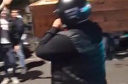 大张旗鼓兴高采烈！热那亚球迷为死敌桑普办葬礼，庆祝其降入意丙